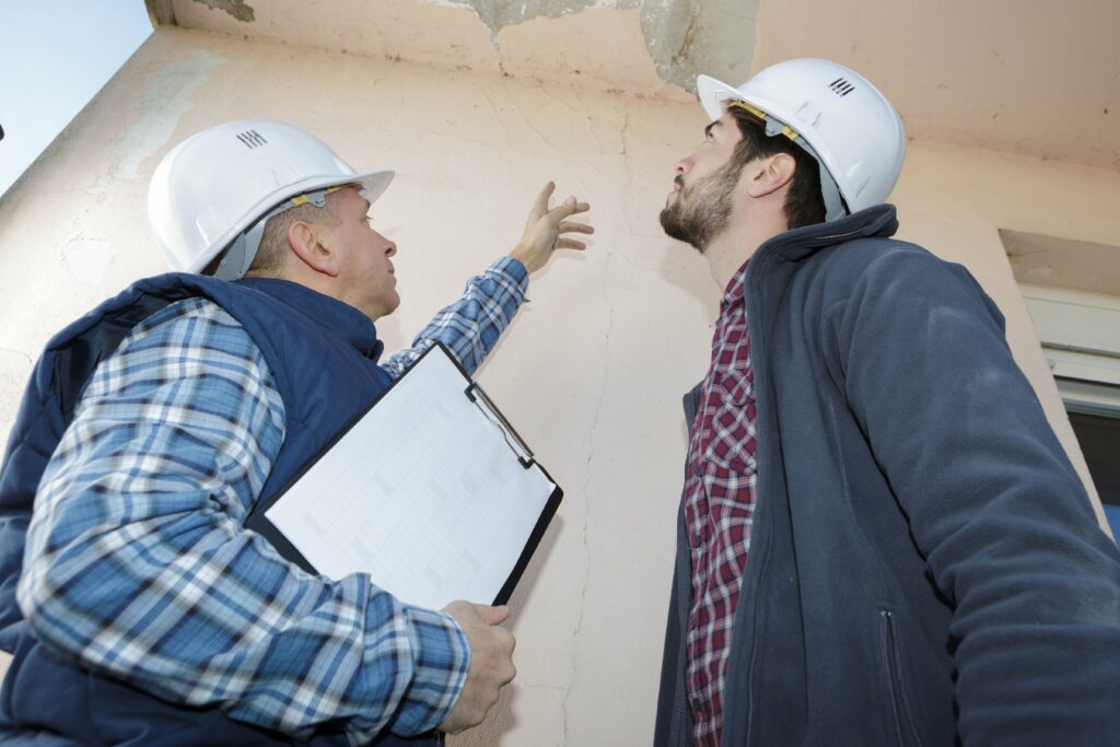 Who Should Perform Building Surveys Hitchin?
